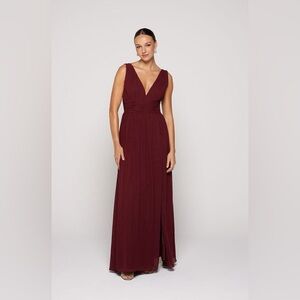 Amsale Women's Chiffon V-Neck Ruby A-Line Formal‎ Gown- Size 12